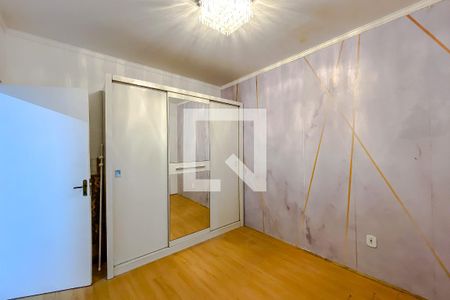 Quarto 1 de casa para alugar com 2 quartos, 69m² em Vila Maria Zelia, São Paulo