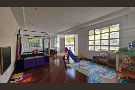 Casa de Condomínio à venda com 3 quartos, 267m² em Vila Cruzeiro, São Paulo