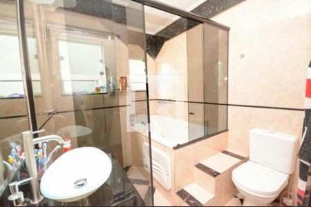 Casa à venda com 3 quartos, 240m² em Jardim Textil, São Paulo