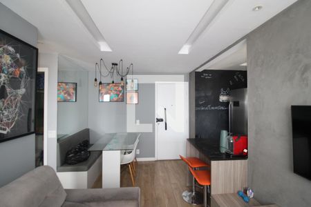 Sala / Cozinha de apartamento à venda com 2 quartos, 42m² em Vila Nova Cachoeirinha, São Paulo