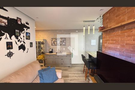 Sala de apartamento à venda com 2 quartos, 54m² em Vila Eldizia, Santo André