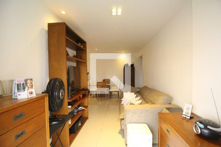 Sala de apartamento à venda com 2 quartos, 75m² em Barra da Tijuca, Rio de Janeiro