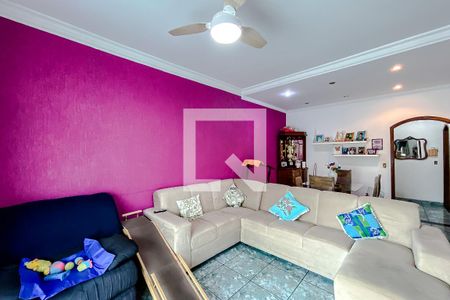 Sala de casa à venda com 5 quartos, 210m² em Vila Invernada, São Paulo