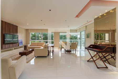 Apartamento para alugar com 4 quartos, 184m² em Vila Suzana, São Paulo