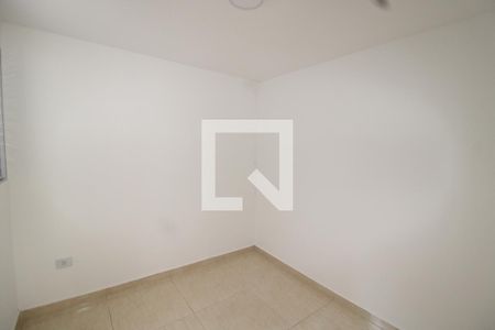 Quarto 1 de apartamento para alugar com 1 quarto, 27m² em Vila Nivi, São Paulo