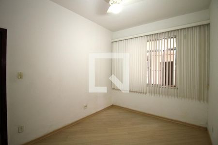 Quarto 1 de casa à venda com 4 quartos, 200m² em Penha, Rio de Janeiro