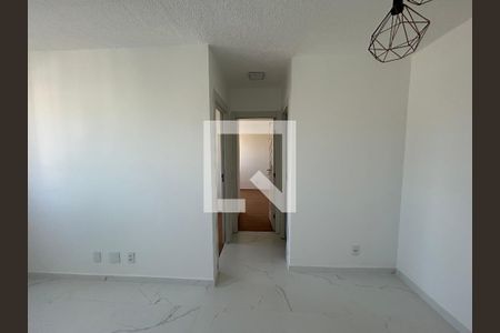 Corredor de apartamento à venda com 2 quartos, 44m² em Bonsucesso, Rio de Janeiro