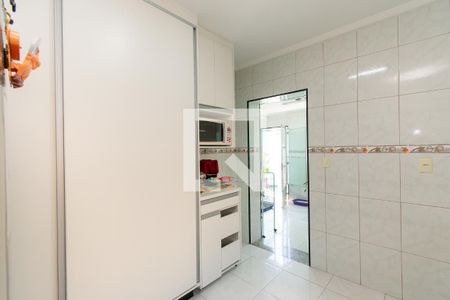 Cozinha de casa à venda com 4 quartos, 160m² em Jardim Ivone, São Paulo