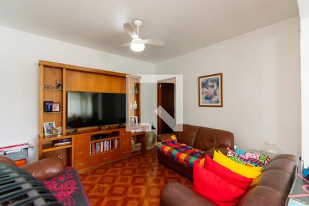 Sala de casa à venda com 4 quartos, 160m² em Jardim Ivone, São Paulo