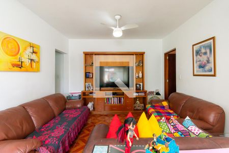 Sala de casa à venda com 4 quartos, 160m² em Jardim Ivone, São Paulo