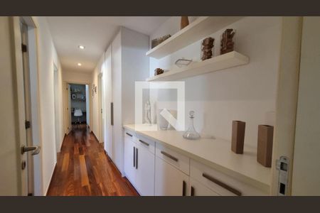 Apartamento à venda com 4 quartos, 240m² em Jardim Madalena, Campinas