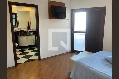 Casa à venda com 3 quartos, 258m² em Vila São José, São Paulo