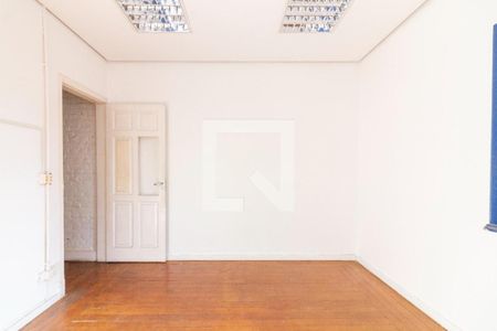 Casa à venda com 4 quartos, 308m² em Santa Cecilia, São Paulo