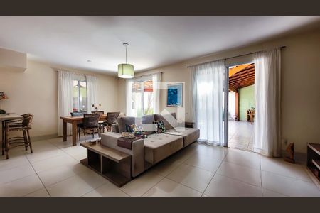 Sala de casa de condomínio à venda com 3 quartos, 150m² em Jardim Myrian Moreira da Costa, Campinas