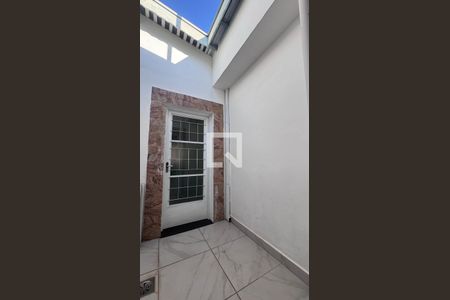 Área de Luz de casa à venda com 2 quartos, 163m² em Parque Via Norte, Campinas