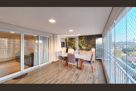 Varanda de apartamento à venda com 4 quartos, 136m² em Barra Funda, São Paulo
