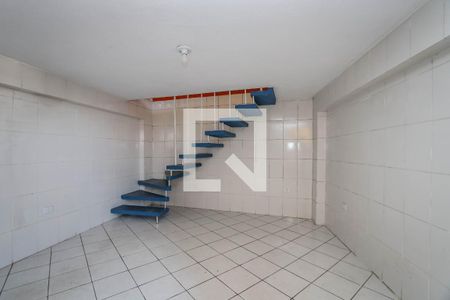 Sala/Cozinha de casa para alugar com 1 quarto, 40m² em Jardim Miriam, São Paulo