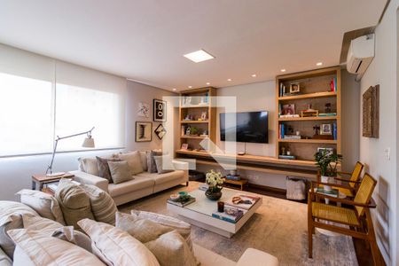 Sala de apartamento à venda com 4 quartos, 180m² em Real Parque, São Paulo