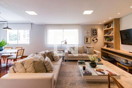 Sala de apartamento à venda com 4 quartos, 180m² em Real Parque, São Paulo