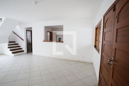 Sala de casa à venda com 3 quartos, 140m² em Pechincha, Rio de Janeiro