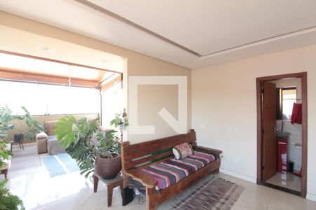 Sala 2 de apartamento para alugar com 3 quartos, 200m² em Ouro Preto, Belo Horizonte