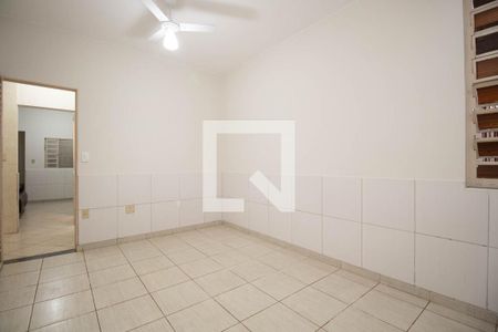 Quarto 1 de casa para alugar com 2 quartos, 80m² em Vila Planalto, Brasília