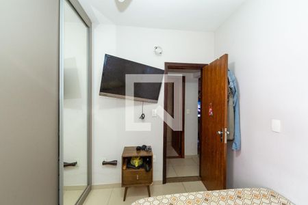 Quarto 1 de casa à venda com 4 quartos, 180m² em Dom Cabral, Belo Horizonte