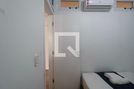 Quarto 1 de apartamento para alugar com 3 quartos, 65m² em Jardim Las Palmas, Guarujá