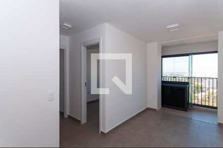 Sala de apartamento para alugar com 2 quartos, 50m² em Vila Anastácio, São Paulo