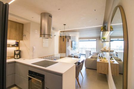 Sala/Cozinha de apartamento à venda com 2 quartos, 64m² em Vila Cordeiro, São Paulo