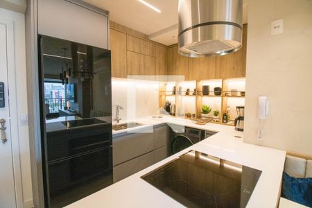 Sala/Cozinha de apartamento à venda com 2 quartos, 64m² em Vila Cordeiro, São Paulo
