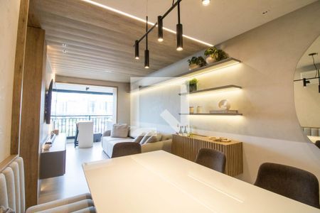 Sala/Cozinha de apartamento à venda com 2 quartos, 64m² em Vila Cordeiro, São Paulo