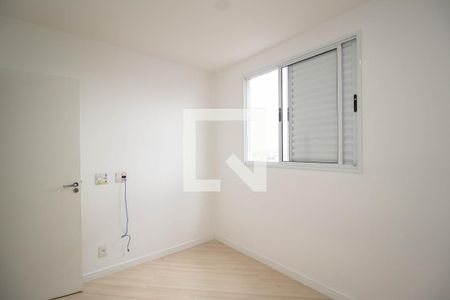 Quarto 1 de apartamento para alugar com 2 quartos, 52m² em Jardim Iris, São Paulo