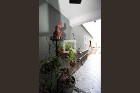 Corredor Área externa de casa à venda com 2 quartos, 175m² em Vila Galvão, Guarulhos