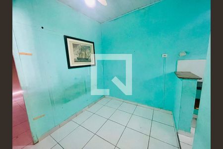 Sala de casa à venda com 1 quarto, 260m² em Jardim Dourado, Guarulhos