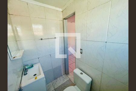 Banheiro 1 de casa à venda com 1 quarto, 260m² em Jardim Dourado, Guarulhos