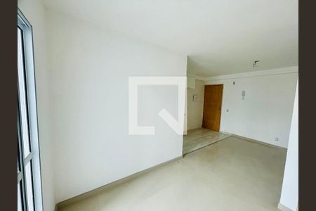 Sala de apartamento para alugar com 2 quartos, 50m² em Vila Iris, Guarulhos