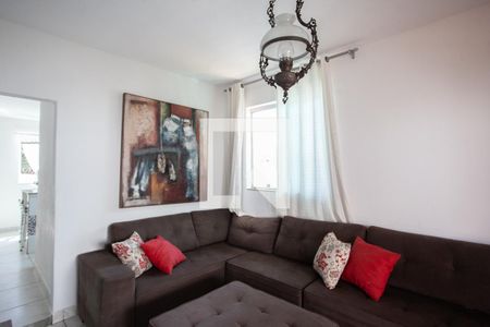 Sala de casa à venda com 4 quartos, 350m² em Santa Monica, Belo Horizonte