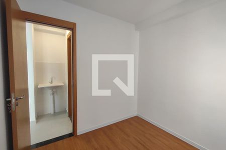 Quarto 1 de apartamento para alugar com 2 quartos, 42m² em Vila Palmares, São Caetano do Sul