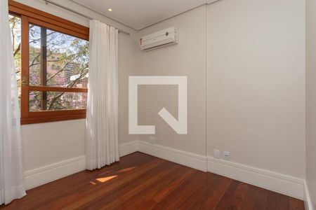 Quarto 1 de apartamento à venda com 3 quartos, 109m² em Petrópolis, Porto Alegre