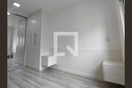 Suíte de apartamento à venda com 2 quartos, 68m² em Jardim Tupanci, Barueri