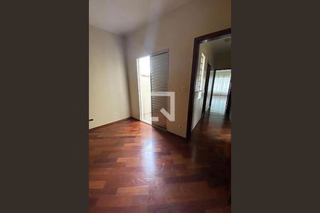 Casa à venda com 3 quartos, 242m² em Vila Guilherme, São Paulo