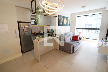 Sala de apartamento à venda com 2 quartos, 49m² em Presidente Altino, Osasco