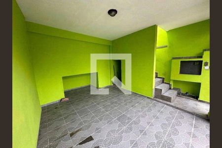 Casa à venda com 3 quartos, 100m² em Vila Mangalot, São Paulo