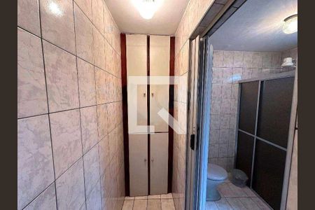 Casa à venda com 3 quartos, 100m² em Vila Mangalot, São Paulo