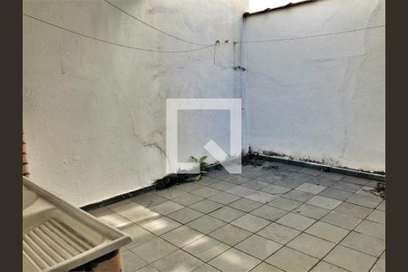 Casa à venda com 2 quartos, 130m² em Vila Pauliceia, São Paulo