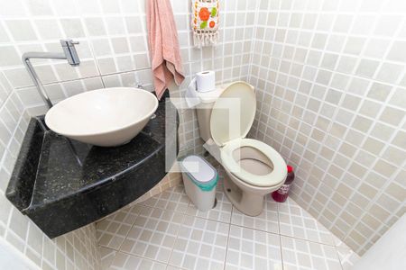 Lavabo da Sala de casa de condomínio à venda com 2 quartos, 86m² em Vila Jacuí, São Paulo