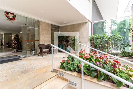 Hall de Entrada de apartamento à venda com 2 quartos, 95m² em Santa Cecilia, São Paulo