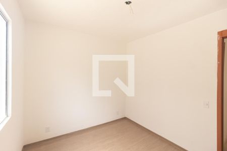Quarto 1 de apartamento para alugar com 2 quartos, 50m² em Guaratiba, Rio de Janeiro