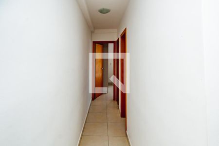 Corredor de apartamento para alugar com 2 quartos, 55m² em Manacás, Belo Horizonte
